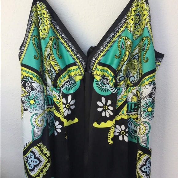 Beautiful paisley Dress - Picture 1 of 6